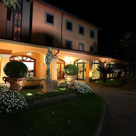 Hotel Ristorante Borgo Antico Ceprano Exterior foto